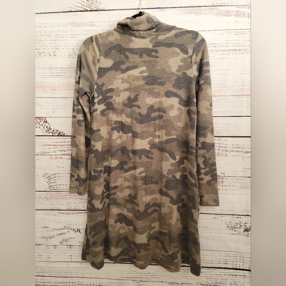 Altar'd state NWTS  XS Longsleve Camo Dress - Picture 4 of 5